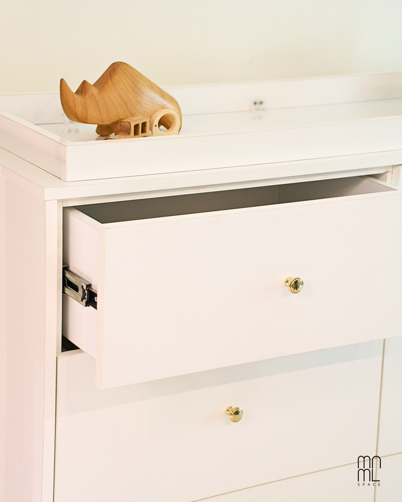 Arlo Changing Station