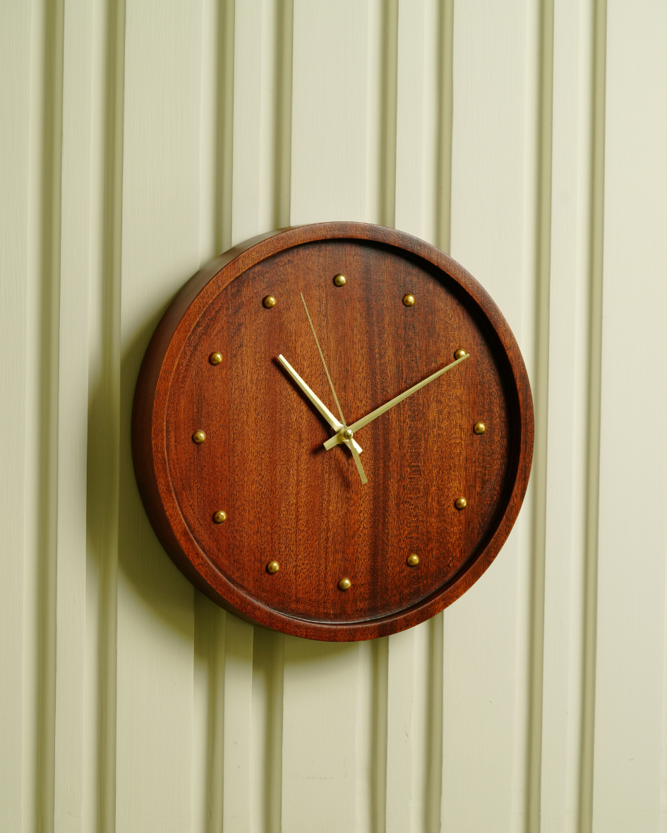 Round Clock
