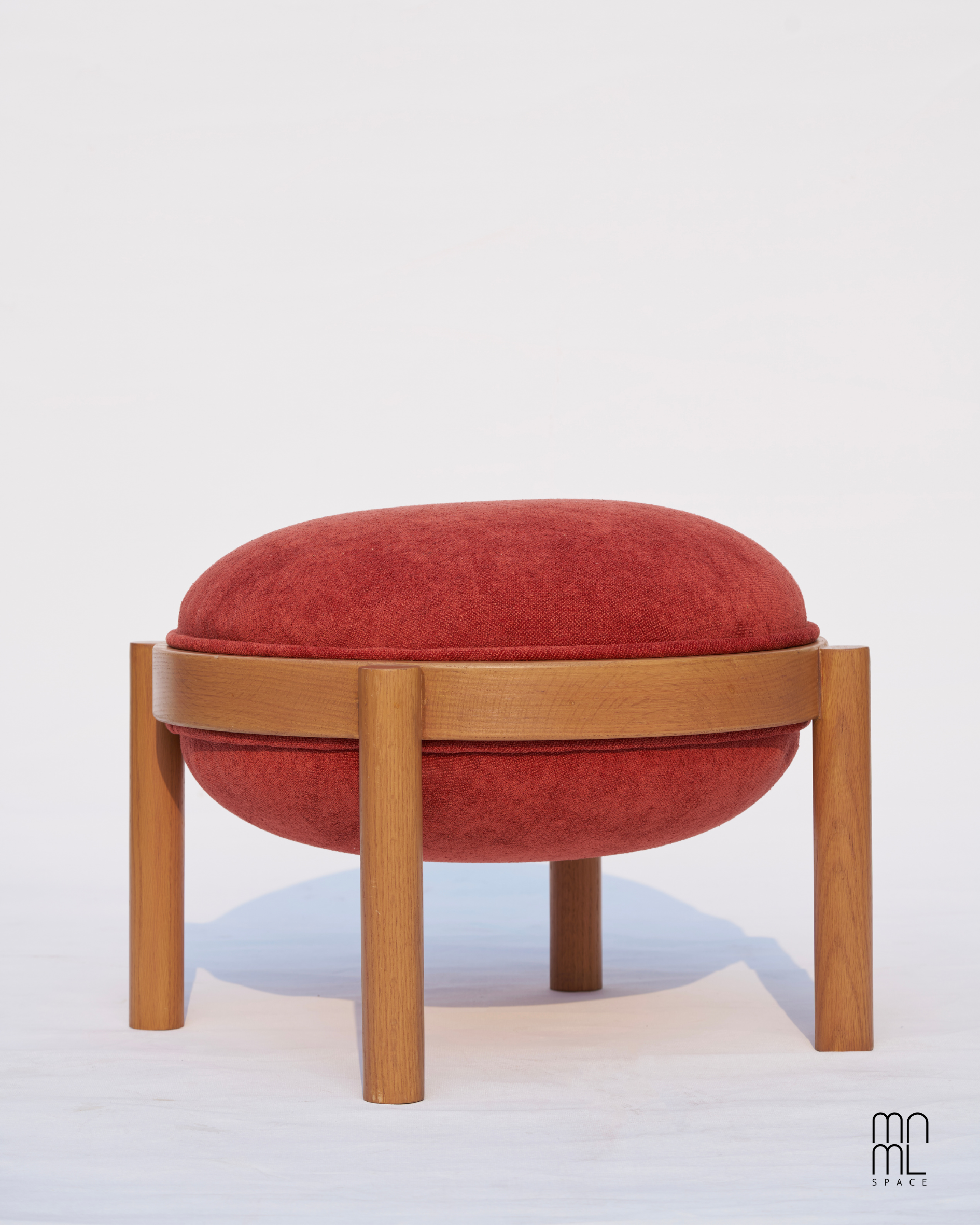 Baccadillo Ottoman