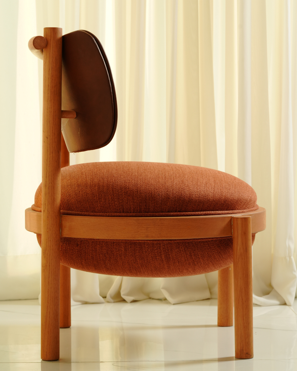 Sanduba Chair