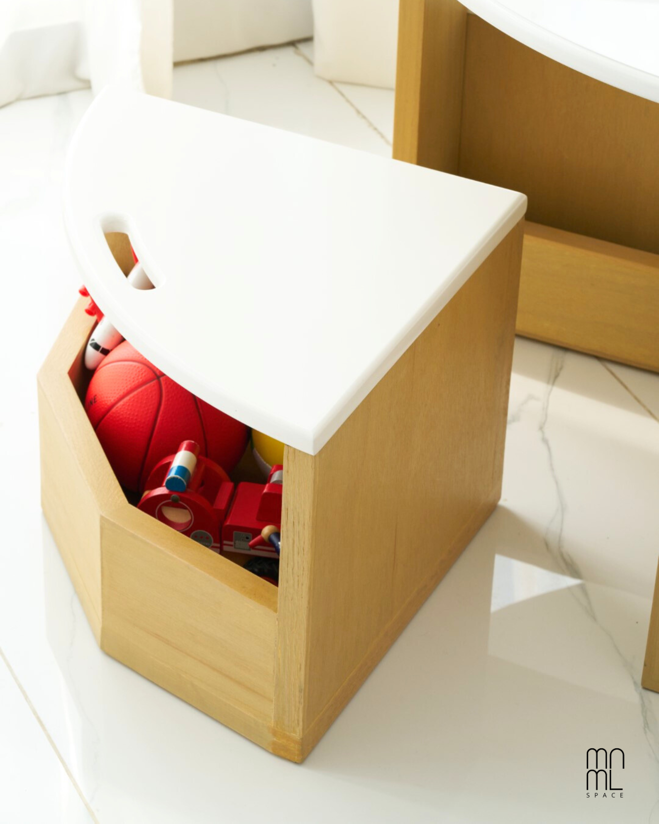 Montessori Table