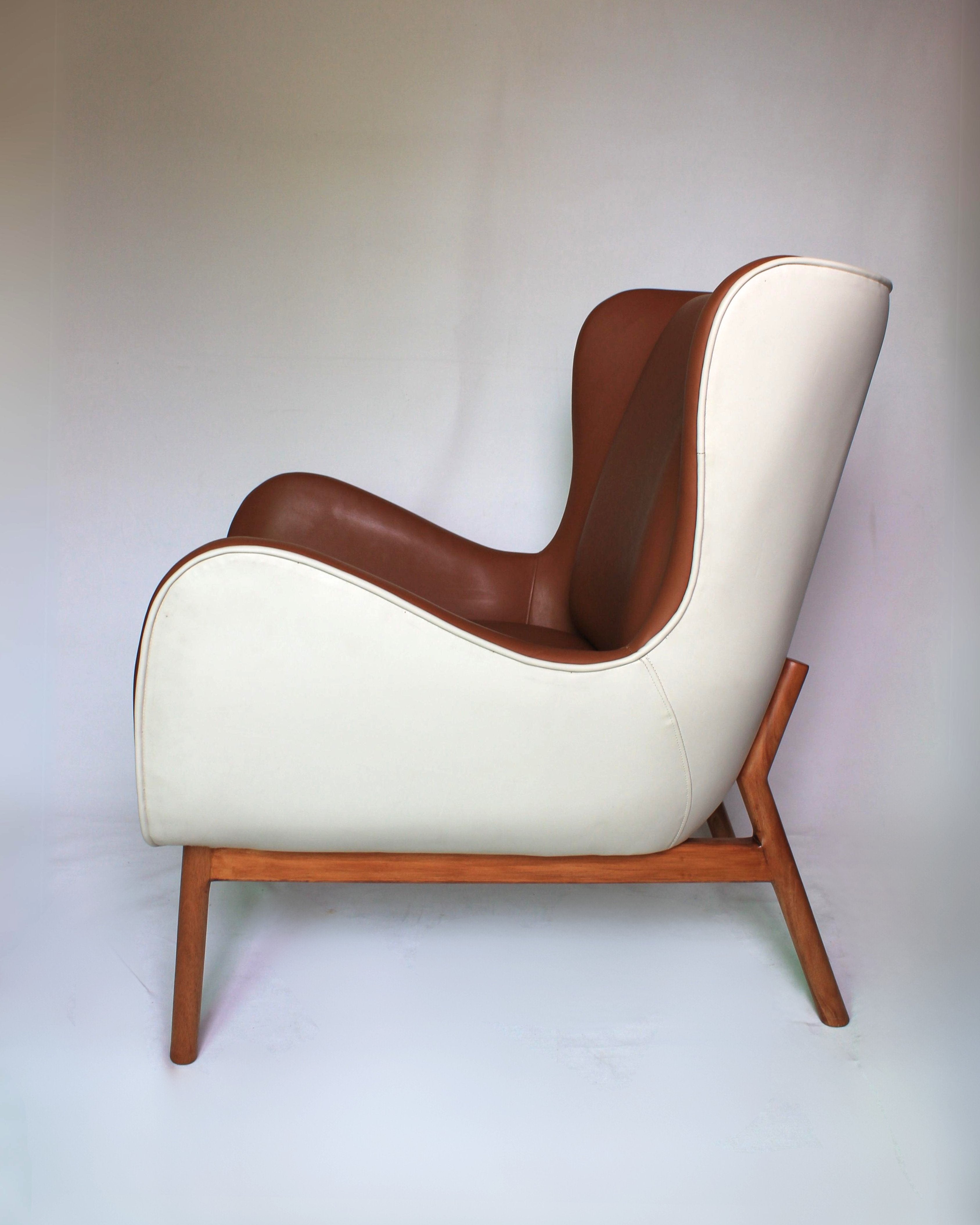 Wooden Minimal Wing Chair 