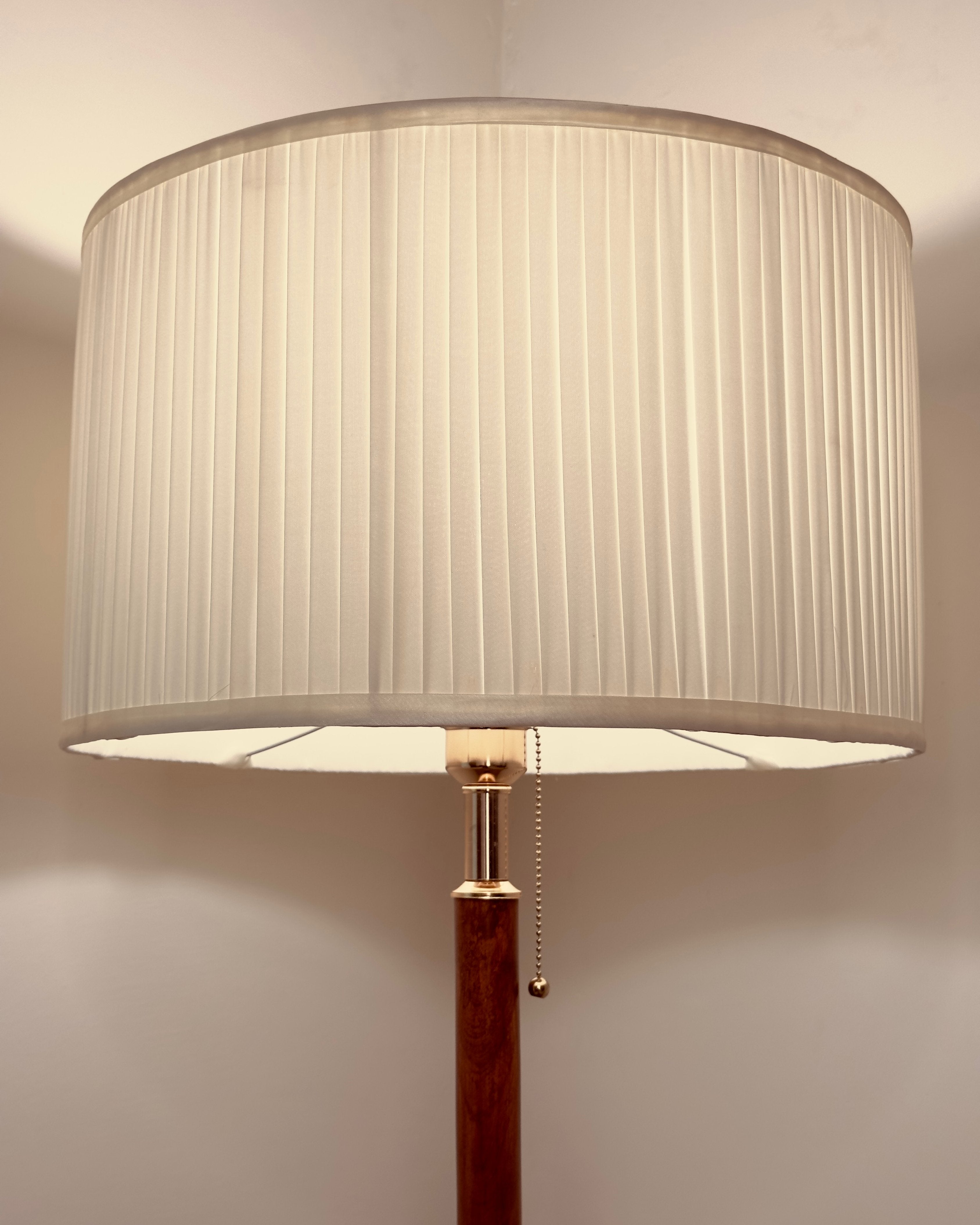 Minimal Floor Lamp